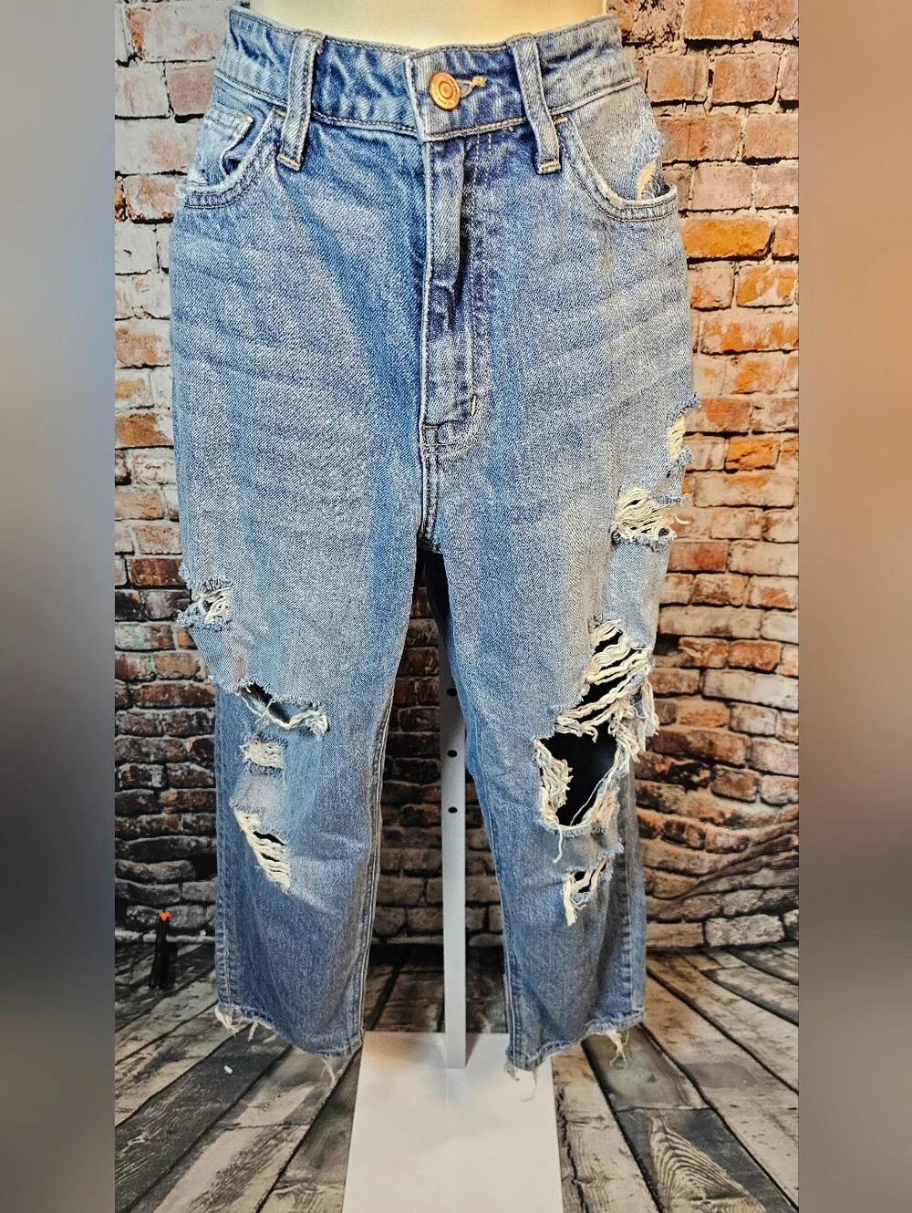 Flying Monkey Size 28 Distressed High Rise Crop Straight Leg Jeans Raw Hem Denim